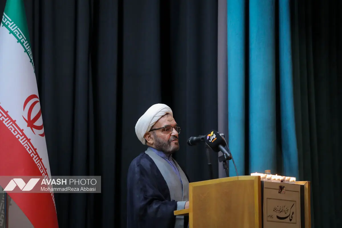 ابوالقاسم قاسم‌زاده، روزنامه‌نگار برجسته، مدیر فرهنگی