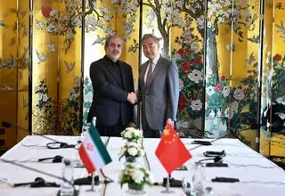 دیدار وزیر خارجه چین با معاون شورای امنیت ملی ایران