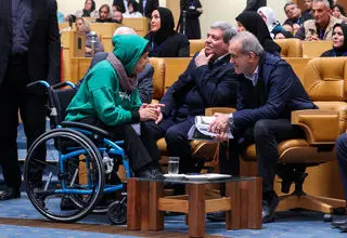 ما در برابر توانمندی‌ها و از آن بالاتر قدرت اراده و پشتکار افراد دارای معلولیت سر تعظیم فرود می‌آوریم