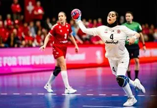 هندبال زنان جهان؛ شکست سنگین ایران مقابل مجارستان