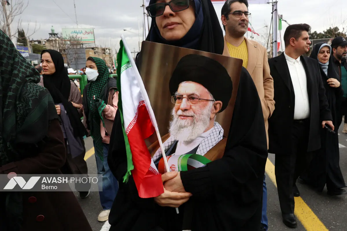 حضور مردم و مسئولان در راهپیمایی ۲۲ بهمن