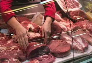 گوشت قرمز مورد نیاز ماه مبارک رمضان تامین است
