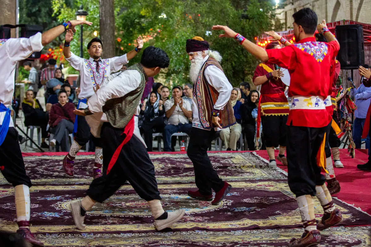 از سیاهبازی خردسالان تا اجرای هیجانانگیز زوج لافندباز گیلانی