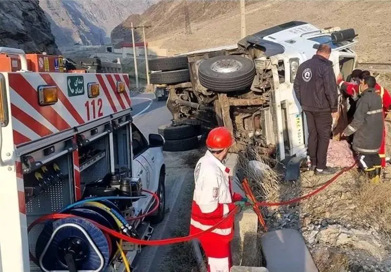 واژگونی کامیون در این محور 