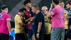 مدافع بارسلونا ماندنی شد