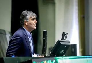 سرمایه ثبتی شبکه بانکی  ۱۰۳۵ همت است