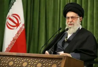 پیام تسلیت رهبر انقلاب به آیت‌الله سیستانی
