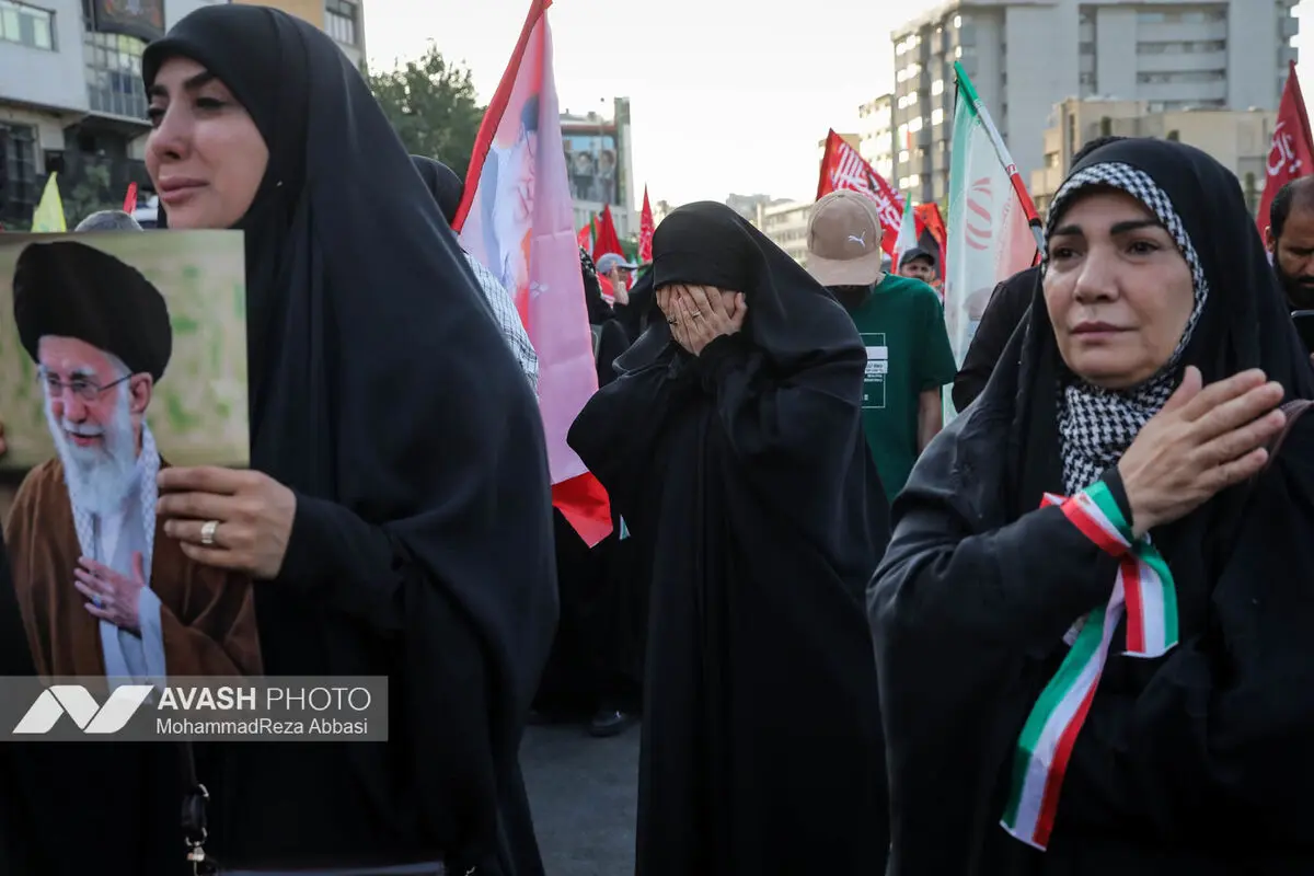 مراسم تشییع پیکر مطهر رهبر شهید انقلاب در تهران -