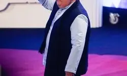 رونمایی از سنگ قبر اکبر عبدی /عکس نوشته روی سنگ‌قبر