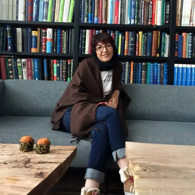 چرا ایرانیان خارج از کشور برای ما تعیین تکلیف می‌کنند؟