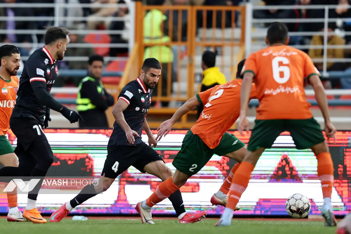 لیگ برتر فوتبال - مس رفسنجان و پرسپولیس