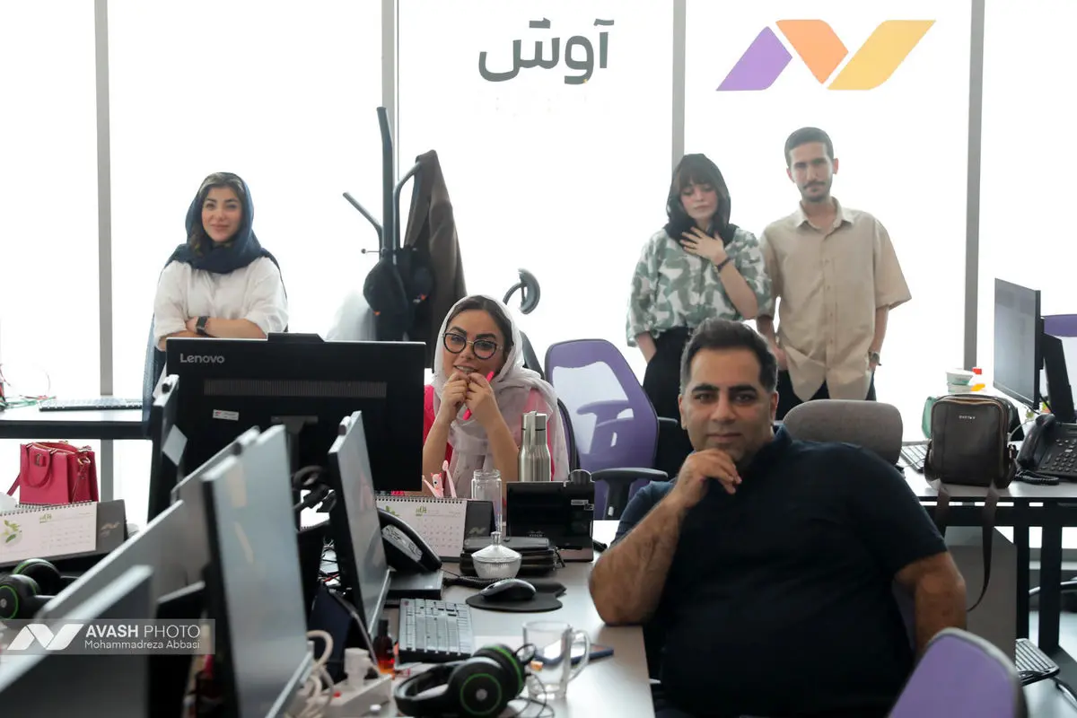 مراسم روز خبرنگار در تحریریه آوش