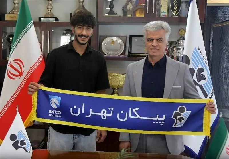 یک مهاجم جدید در جمع خودروسازان