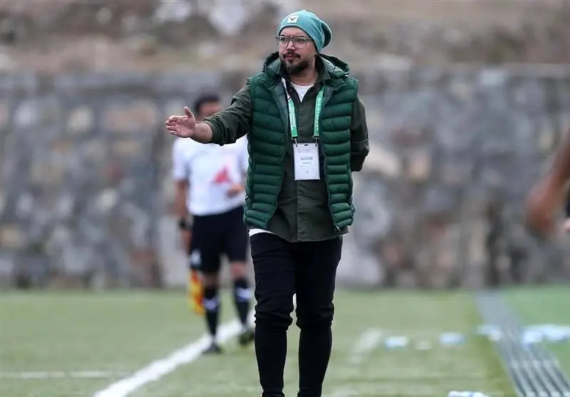 رضا ربیعی سرمربی هوادار شد