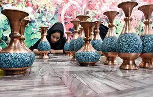  خاموشی چراغ کم جان صنایع دستی ایران زیر فشار جنگ و تورم/ فروپاشی تدریجی بازارهای هنرهای تاریخی ایرانیان 