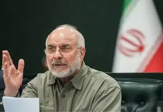 میتینگ انتخاباتی تندرو‌ها در میدان خالی؟ 