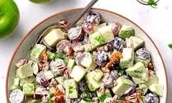 طرز تهیه یک سالاد سرد و دلچسب مخصوص روزهای گرم تابستان