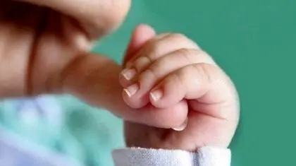 قصه تلخ پیش‌فروش نوزادان در دنیای مجازی