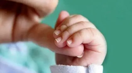 قصه تلخ پیش‌فروش نوزادان در دنیای مجازی