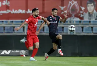 لیگ برتر فوتبال - تراکتور و پرسپولیس