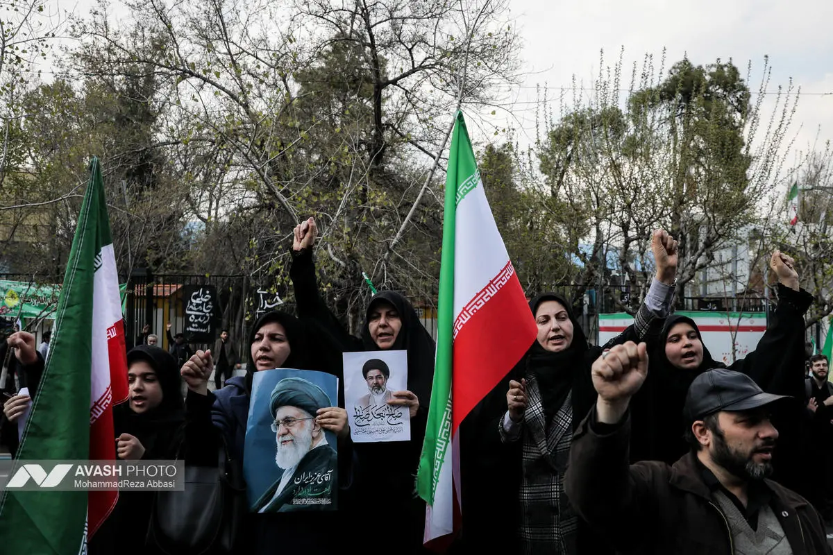 مراسم تشییع «علی لاریجانی»، «غلامرضا سلیمانی» و قهرمانان «ناو دنا»