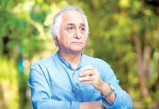 شمس لنگرودی، روایتگر بی‌مرز