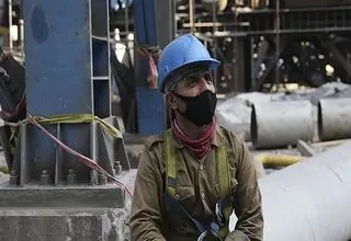 خاموشی شهرک های صنعتی، دودش به چشم اقتصاد کشور می رود