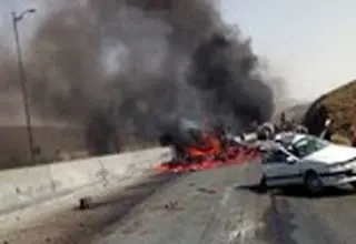 فیلم تصادف مرگبار در محور چایپاره – خوی / ۴ نفر زنده زنده در آتش سوختند