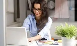 محتوای درسی بر خلاف واقعیت زنان در جامعه است