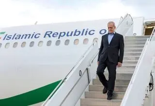 پزشکیان وارد کردستان شد