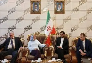 وزیر فرهنگ روسیه وارد تهران شد 