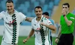 شب‌رویایی مهاجم طرد شده سپاهان در ترکیه!