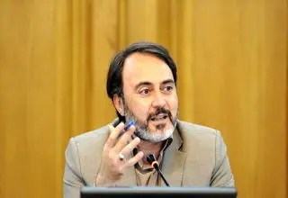 اولین تاکسی برقی تهران پلاک‌گذاری شد