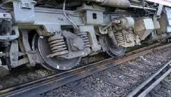 اطلاعیه راه آهن درباره خروج لکوموتیو مسافری میانه-تهران از خط 