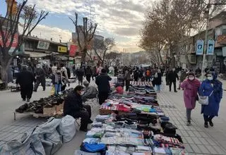 اصرار مدیران شهری به برخورد انتظامی با دستفروشان