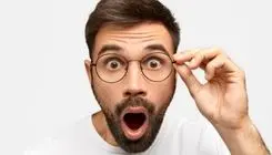 اجبار باورنکردنی یک زن به بوسیدن پای مادرشوهرش +فیلم