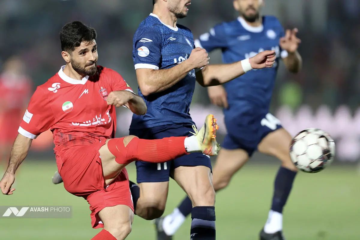لیگ برتر فوتبال - پرسپولیس و گل‌گهر