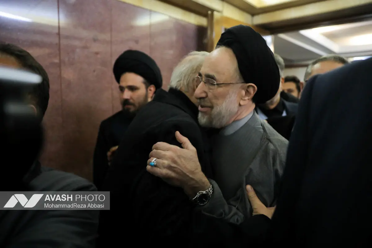 مراسم ترحیم اشرف بروجردی