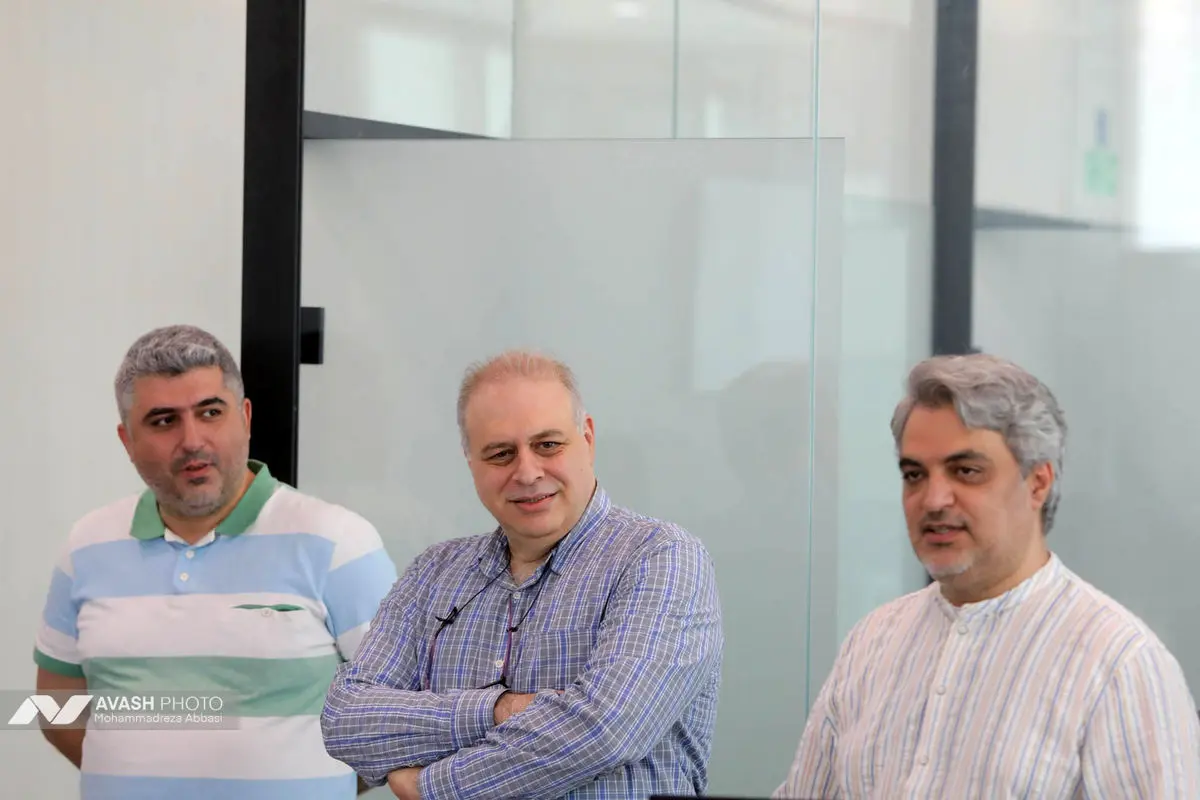 مراسم روز خبرنگار در تحریریه آوش