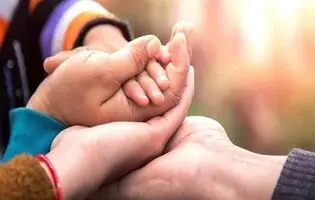 برای فرزندخواندگی هر کودک، ۱۵ خانواده در صف/ نوزاد و کودک دختر خواهان بیشتری دارد
