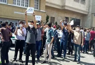 کودک معترض، مجرم امنیتی نیست