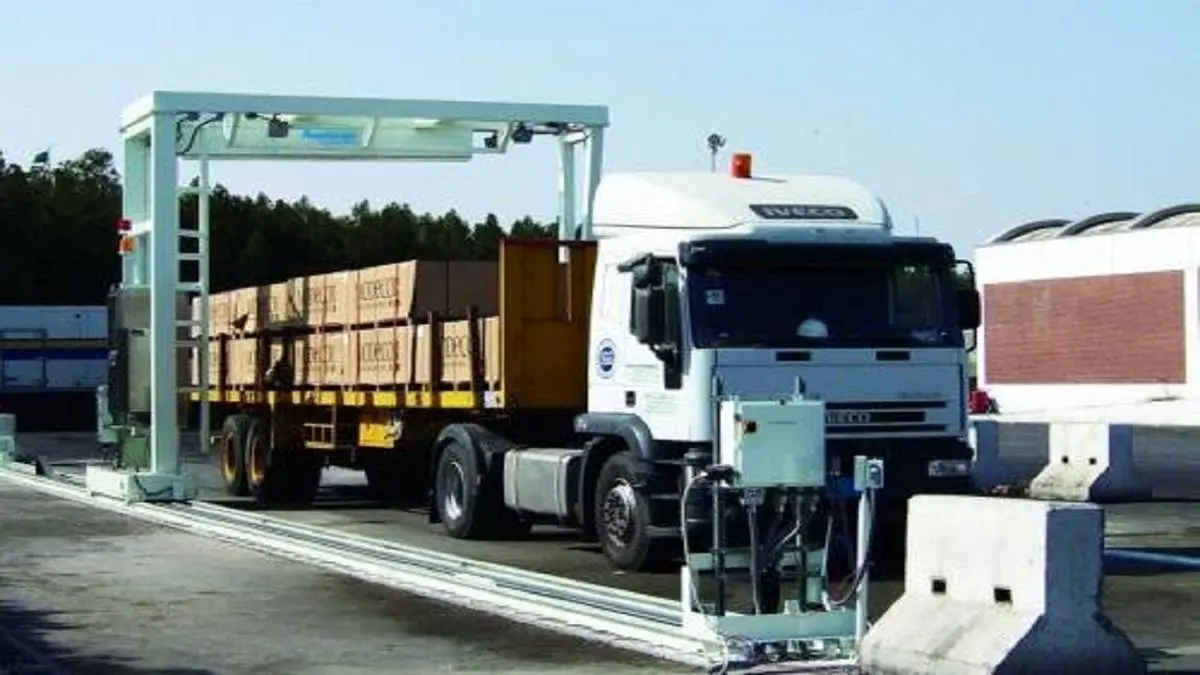 توضیح گمرک درباره چگونگی کنترل محموله ها از طریق تجهیزات کنترلی ایکس ری