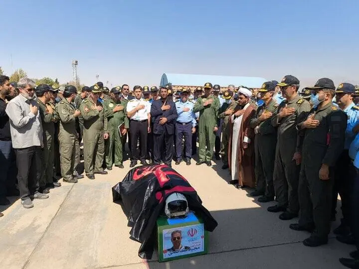 جزئیات مراسم تشییع پیکر خلبان قهرمان سوخو ۲۴ اعلام شد