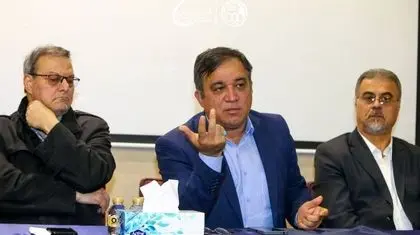 تیک‌تاک ساعت برای تاجرنیا؛ صندلی مدیریت همچنان بلاتکلیف!