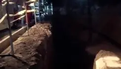 فاجعه در گودبرداری اسلامشهر / بی‌توجهی به ایمنی، دو نوجوان را راهی بیمارستان کرد+ فیلم
