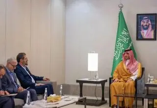 اتمام حجت وزیر عربستان: بر امنیت زائران اصرار داریم