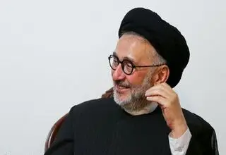 ابطحی: مدیریت دولت در جنگ ۴۰ روزه «معجزه» بود/ اگر اینترنت باز بود بچه‌های مردم جواب ترامپ را می‌دادند