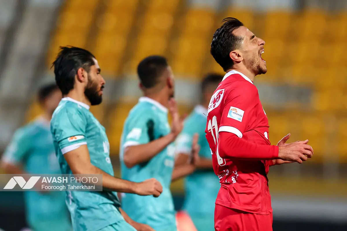 لیگ برتر فوتبال - پیکان و پرسپولیس