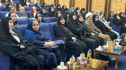 بهروزآذر: طرح استفاده از ظرفیت ۵۰۰ مدیر زن جوان و کارآمد کلید خورده است