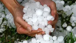 تگرگ هندوانه‌های شب یلدا را سوراخ کرد +فیلم